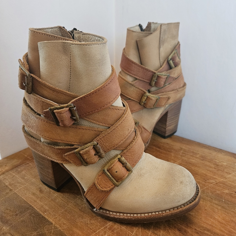 Freebird by Steven Hustle Boots  Tan w/ Straps and Buckles Heeled Ankle Booties